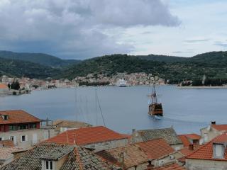 Taverna -Sunce- with jacuzzi - Vis - 8