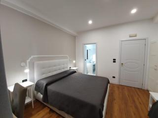 Guest House Piazza Carmine - Reggio di Calabria - 9