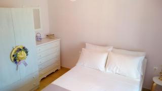 Sea Whispers Beach House - Alykes - 4