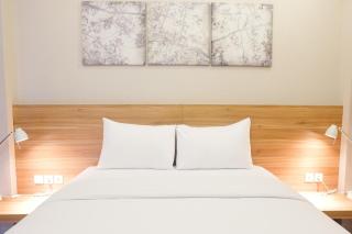 Modern Apartment Studio No Kitchen Mustika Golf Residence By Travelio - 9