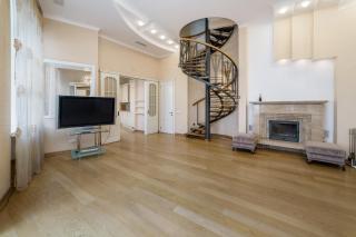 Granat Cafe Luxury Apartment - Odesa - 0