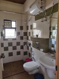 Sha Ri Loum Homestay - 9