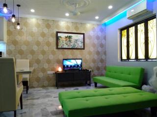 Fastbook Majestic Home 10pax - Ayer Itam - 8