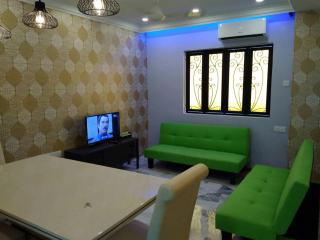 Fastbook Majestic Home 10pax - Ayer Itam - 1