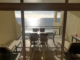 By the Beach & Pool Apartment - Funchal - 3