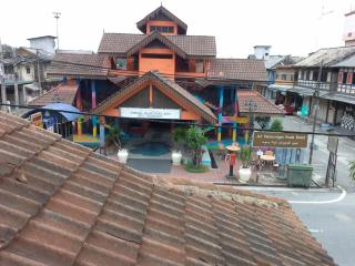 KUALA BESUT JETTY BUDGET HOTEL AIN - In front of Kuala Besut Jetty - Kampung Kuala Besut - 9
