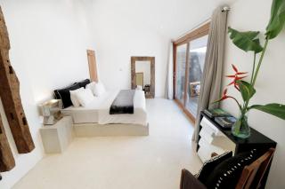 Amazing 3 Bedrooms Villa Canggu - Canggu - 4