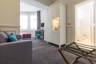 Public House Hotel - Belgrad - 9