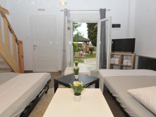 Frezia Complex - Frezia Apartments - Nea Potidaea - 4