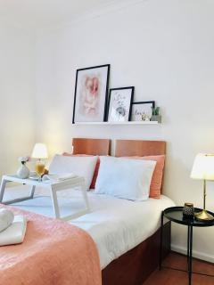 Charming Chiado 2Bedr W/Balcony and View - Lisbona - 8