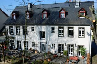 Stiftsherrenhaus - Münstermaifeld - 0