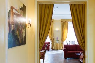 Hotel Tuder - Todi - 0