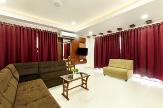 Burooj Hotel - Kochi - 4