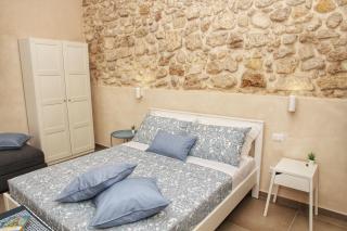 Essentia Rooms- Ortigia Holidays - Syracuse - 4