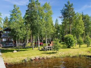 Holiday Home Alakitkajärvi- takkusalmi by Interhome - Virta - 5