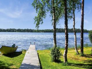 Holiday Home Alakitkajärvi- takkusalmi by Interhome - Virta - 8