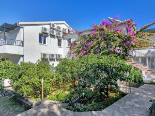 Apartment Rubin-13 by Interhome - 6