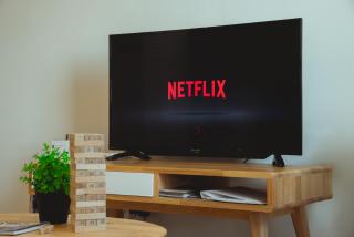 Muji Home 1 - Sea and City View 2BR at 218 Tropicana NEAR Komtar FoodHeaven with Netflix & TV Box - George Town - 6