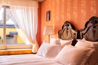Relais & Chateaux Villa Crespi - Orta San Giulio - 8