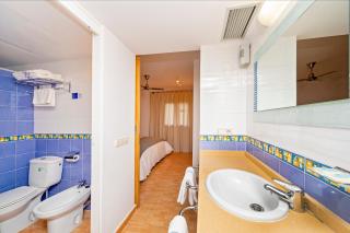 Ses Eufabietes Apartments & Restaurant - 3