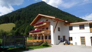 Gästehaus Landhaus Tyrol - 9