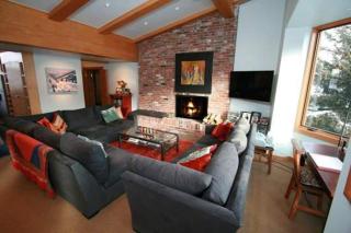 Condo with Vaulted Ceiling & Spectacular Mountain Views - 0
