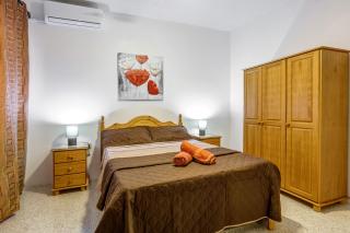 Dolphin Court - Marsalforn - 0
