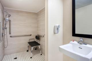 Baymont by Wyndham Lake City - Lake City - 2