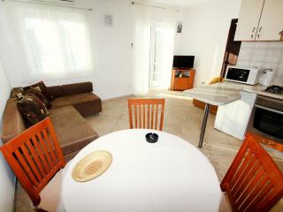 Holiday Home Parunov by Interhome - Rogač - 4