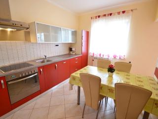 Holiday Home Jelka by Interhome - Njivice - 6