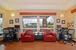 Best Western Plus Park Place Inn & Suites - 3