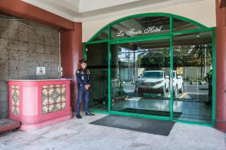 La Fiesta Hotel - Iloilo - 2