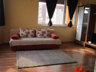 Samy Apartment - Pomorie - 1