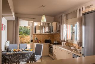 Sunshine Koutouloufari - 8