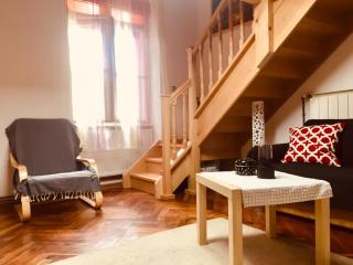 FERJOE'S HOME APARTMAN - 8