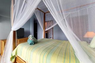 Suite F203 @ Mara Laguna - San Pedro - 4