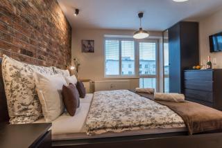 Amos Apartment - Private Parking Included - Košice - 5