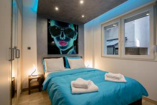 Cosmopolitan One Apartment - Belgrad - 0