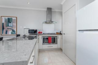 Ardross Short Stays - Perth - 3