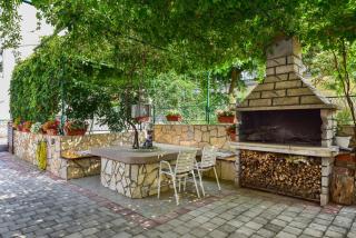 Rosalia Apartments - 9