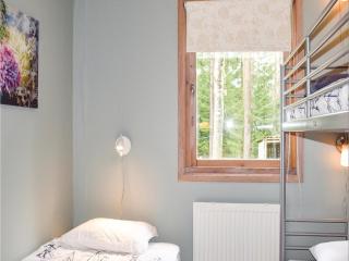 Two-Bedroom Holiday Home In Knared - 6