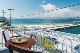 Argyri's Sea View Apartment - 9