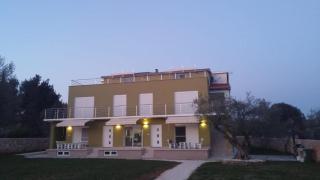 Apartments Nogic - Peroj - 7