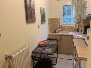 La Vie En Rose Studio,close to beach, Paleo Faliro - Atene - 4