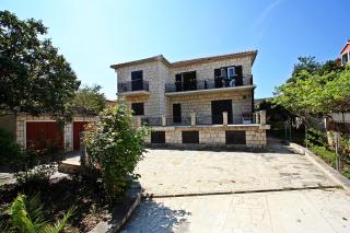 2 Bedrooms Apartment Margarita 4+2 - 5