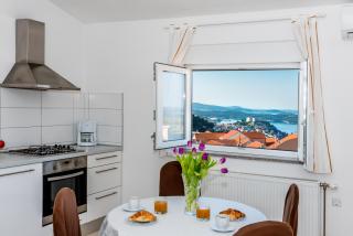 Apartment Anamarija with sea view - Šibenik - 8