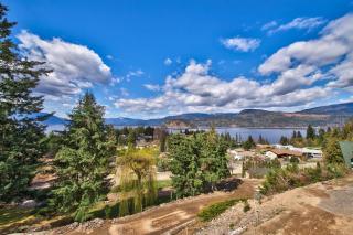 Semi-Lakefront Luxury Retreat In Blind Bay, Bc Cottage - 4