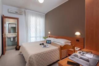 Hotel Pierre - Riccione - 0