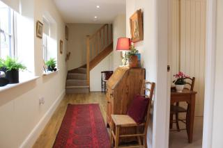 Mistletoe Cottage - 8