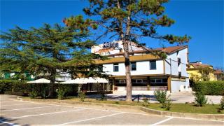 Hotel Santa Lucia - Bastia Umbra - 0